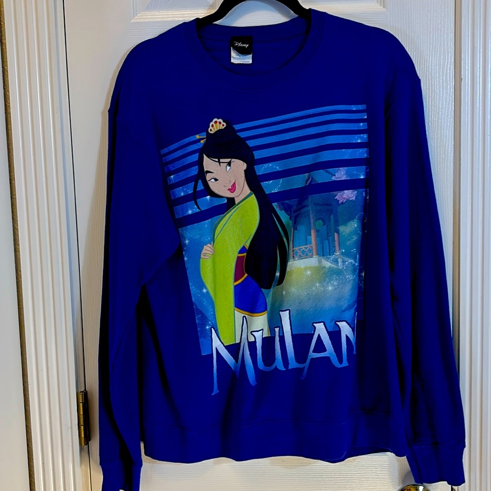 Disney Mulan Sweatshirt Size Large